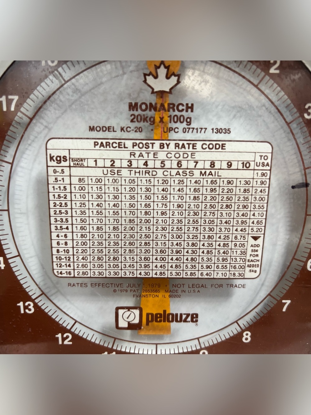 Vintage Monarch / Pelouze 70s postal/parcel scale